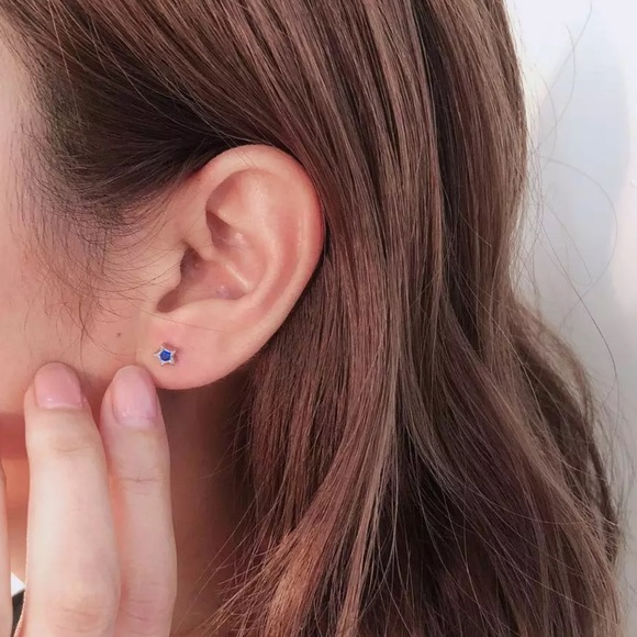 Sterling Silver 925 CZ Star Stud Earrings - Picture 5 of 5